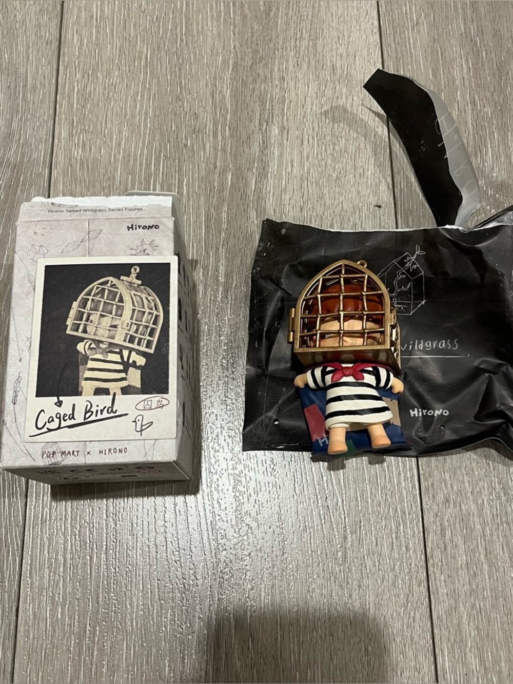 POP Mart Hirono Tamed Wildgrass series figures CAGED BIRD like new